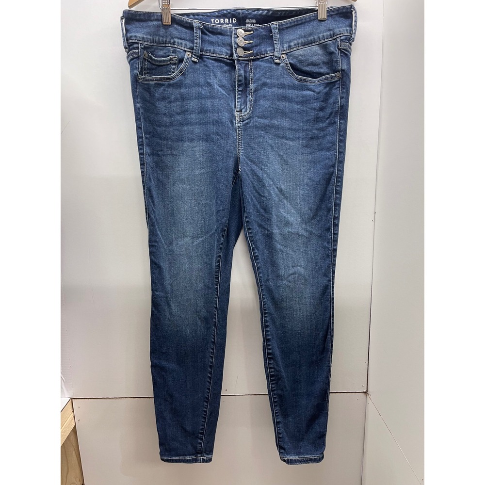 Torrid Feel The Fit Super Soft Jegging Medium Wash Skinny Jeans 16R 0706014